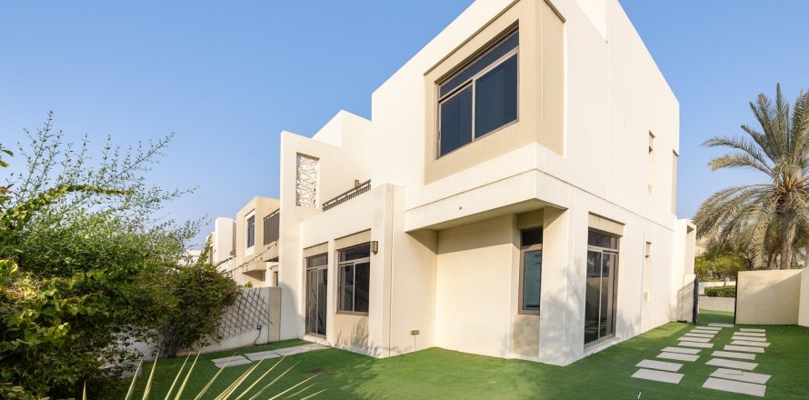 4 bedrooms Townhouse in Noor Townhouses, UAE No. 199724