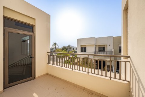 4 bedrooms Townhouse in Noor Townhouses, UAE No. 199724 7