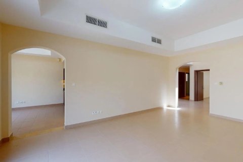 4 bedrooms Villa in Dubai Silicon Oasis, UAE No. 199722