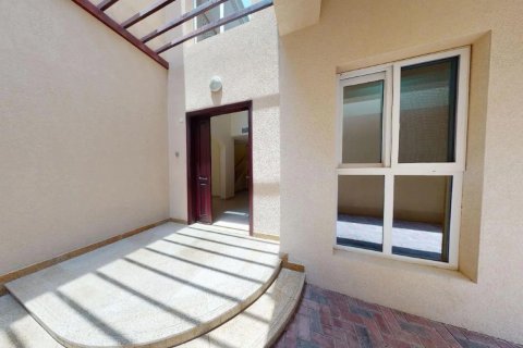 4 bedrooms Villa in Dubai Silicon Oasis, UAE No. 199722 14