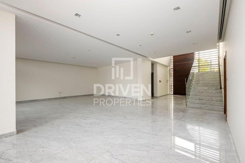 5 bedrooms Villa in District One, UAE No. 192411