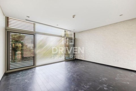 5 bedrooms Villa in District One, UAE No. 192411 15