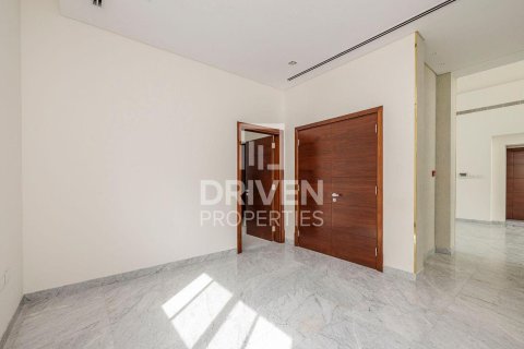 5 bedrooms Villa in District One, UAE No. 192411 7