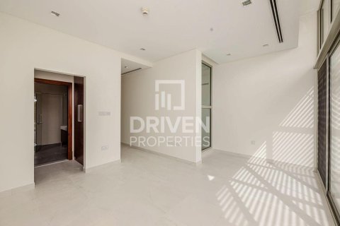 5 bedrooms Villa in District One, UAE No. 192411 12