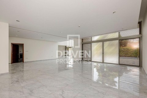 5 bedrooms Villa in District One, UAE No. 192411 6