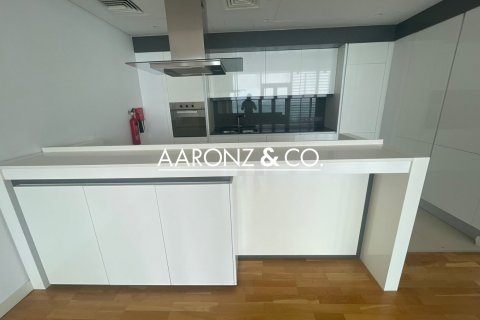 2 bedrooms Apartment in Bluewaters, UAE No. 132730 8