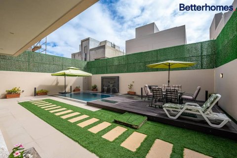 6 bedrooms Villa in Tilal City, UAE No. 14223 5