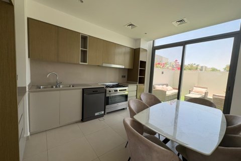 Townhouse de 4 dormitorios en Dubai, UAE No. 210460 4