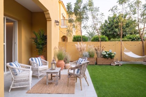 Townhouse de 3 dormitorios en Dubai, UAE No. 210465