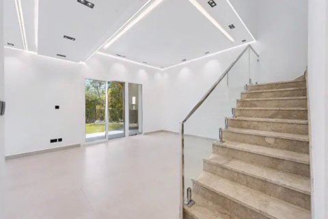 Townhouse de 3 dormitorios en Dubai, UAE No. 210465 8