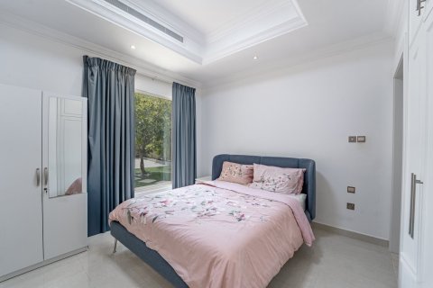 Villa de 4 dormitorios en Jumeirah Islands, UAE No. 210466 19