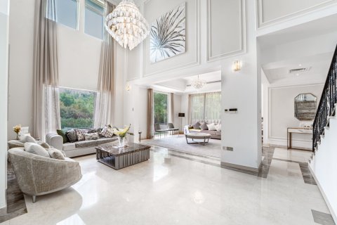 Villa de 4 dormitorios en Jumeirah Islands, UAE No. 210466 7