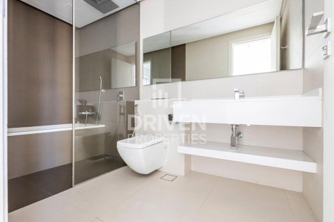 Apartment de 2 dormitorios en West Avenue Tower, UAE No. 202541 12