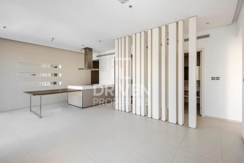 Apartment de 2 dormitorios en West Avenue Tower, UAE No. 202541 4
