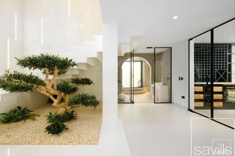 Villa de 5 dormitorios en Jumeirah Islands, UAE No. 201089 3