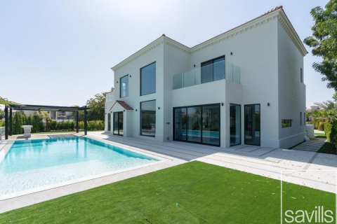 Villa de 4 dormitorios en Jumeirah Islands, UAE No. 201091