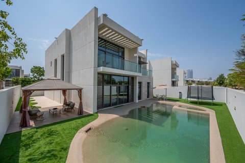 Villa de 4 dormitorios en District One, UAE No. 202316 11