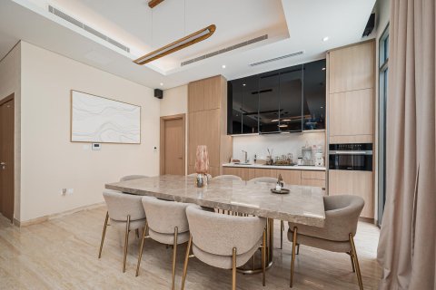 Villa de 4 dormitorios en District One, UAE No. 202316 5