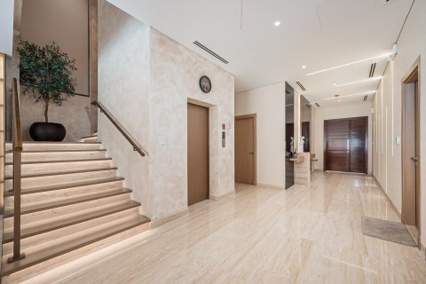 Villa de 4 dormitorios en District One, UAE No. 202316 8