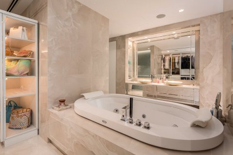 4 غرف نوم فيلا في Jumeirah Islands, الإمارات العربية المتحدة رقم 202313 23
