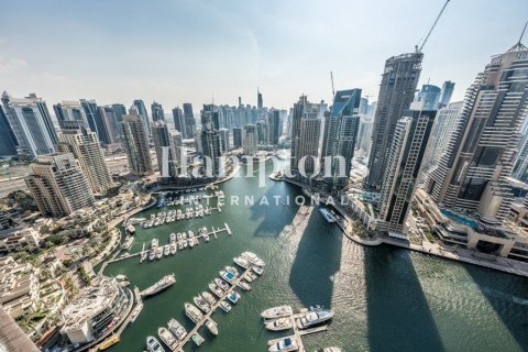 Apartment de 2 dormitorios en The Address Dubai Marina, UAE No. 149743 9