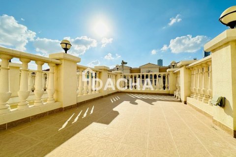Townhouse de 2 chambres à District 12T, UAE No. 203679 4