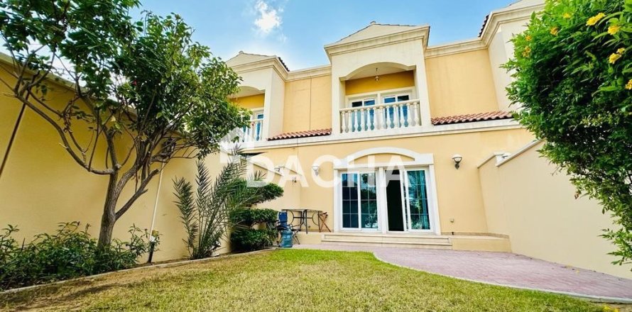 Townhouse de 2 chambres à District 12T, UAE No. 203679