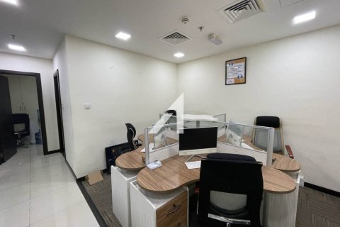 Office de 98m² en Sheikh Zayed Road, UAE No. 149851 6