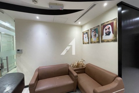 Office de 98m² en Sheikh Zayed Road, UAE No. 149851 16