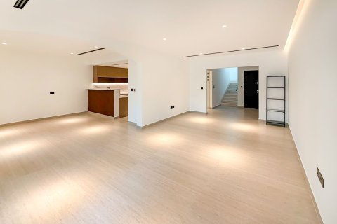 2 bedrooms Villa in Jumeirah Village Circle, UAE No. 199514 14
