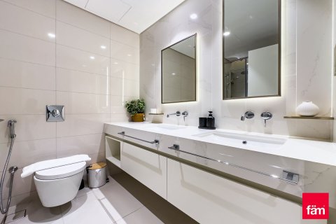 Apartment de 2 dormitorios en Dubai Harbour, UAE No. 83621 17