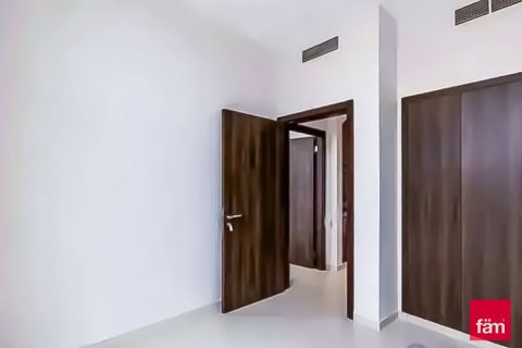 5 bedrooms Townhouse in Dubai, UAE No. 163160 9