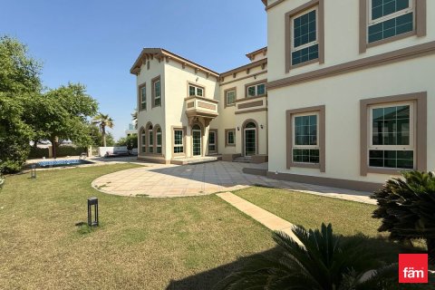 5 غرفة نوم  فيلا في Jumeirah Islands, الإمارات العربية المتحدة رقم 165468 22