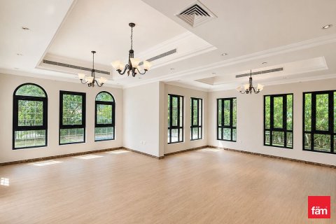 5 غرفة نوم  فيلا في Jumeirah Islands, الإمارات العربية المتحدة رقم 165468
