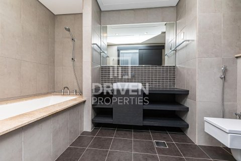 Duplex de 3 dormitorios en Jumeirah Islands, UAE No. 206538 11