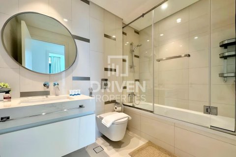Appartement de 4 chambres à EMAAR Beachfront, UAE No. 206541 22