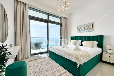 Appartement de 4 chambres à EMAAR Beachfront, UAE No. 206541 9