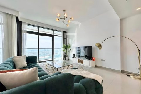 Appartement de 4 chambres à EMAAR Beachfront, UAE No. 206541 5