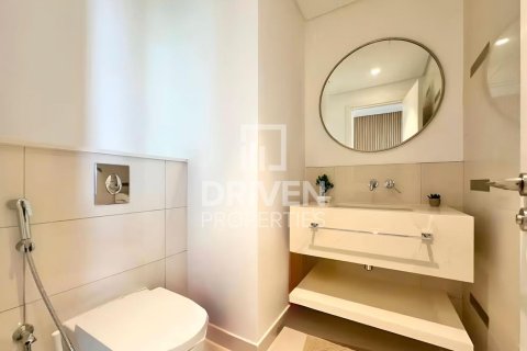 Appartement de 4 chambres à EMAAR Beachfront, UAE No. 206541 21
