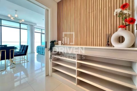 Appartement de 4 chambres à EMAAR Beachfront, UAE No. 206541 19