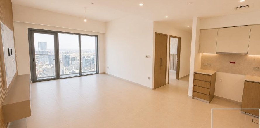 Appartement de 2 chambres à Burj Royale, UAE No. 201021