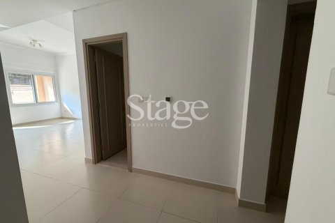2 bedrooms Villa in Bella Casa, UAE No. 185654 12