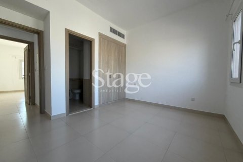 2 bedrooms Villa in Bella Casa, UAE No. 185654 23
