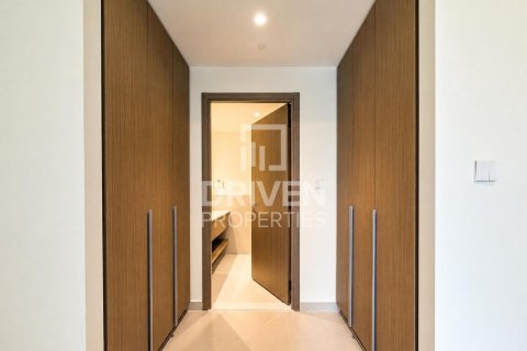 2 bedrooms Apartment in Creek Beach, UAE No. 188590 12