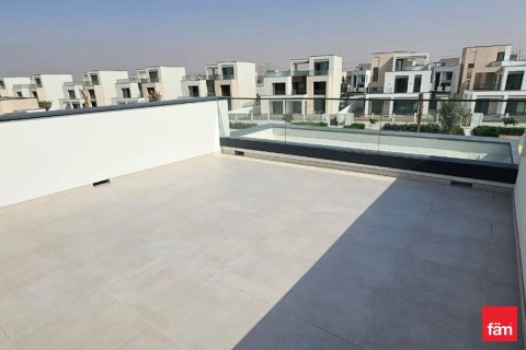 Villa de 4 dormitorios en Dubai, UAE No. 135721 11