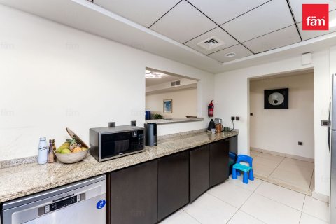 3 bedrooms Apartment in Palm Jumeirah, UAE No. 162749 22