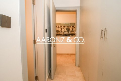 3 غرف نوم شقة في KG Tower, الإمارات العربية المتحدة رقم 144229 18