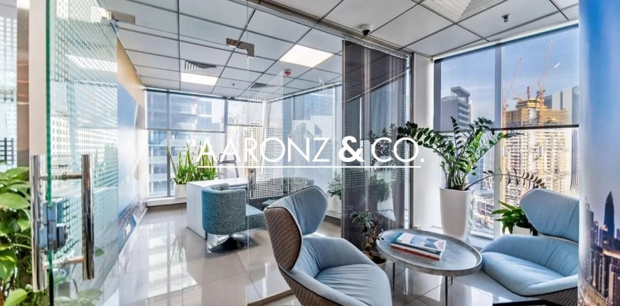 136m² Office in Business Bay, UAE No. 144230