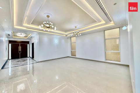 Villa de 6 dormitorios  No. 87399 17