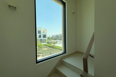 4 bedrooms Townhouse in Dubai, UAE No. 187035 6